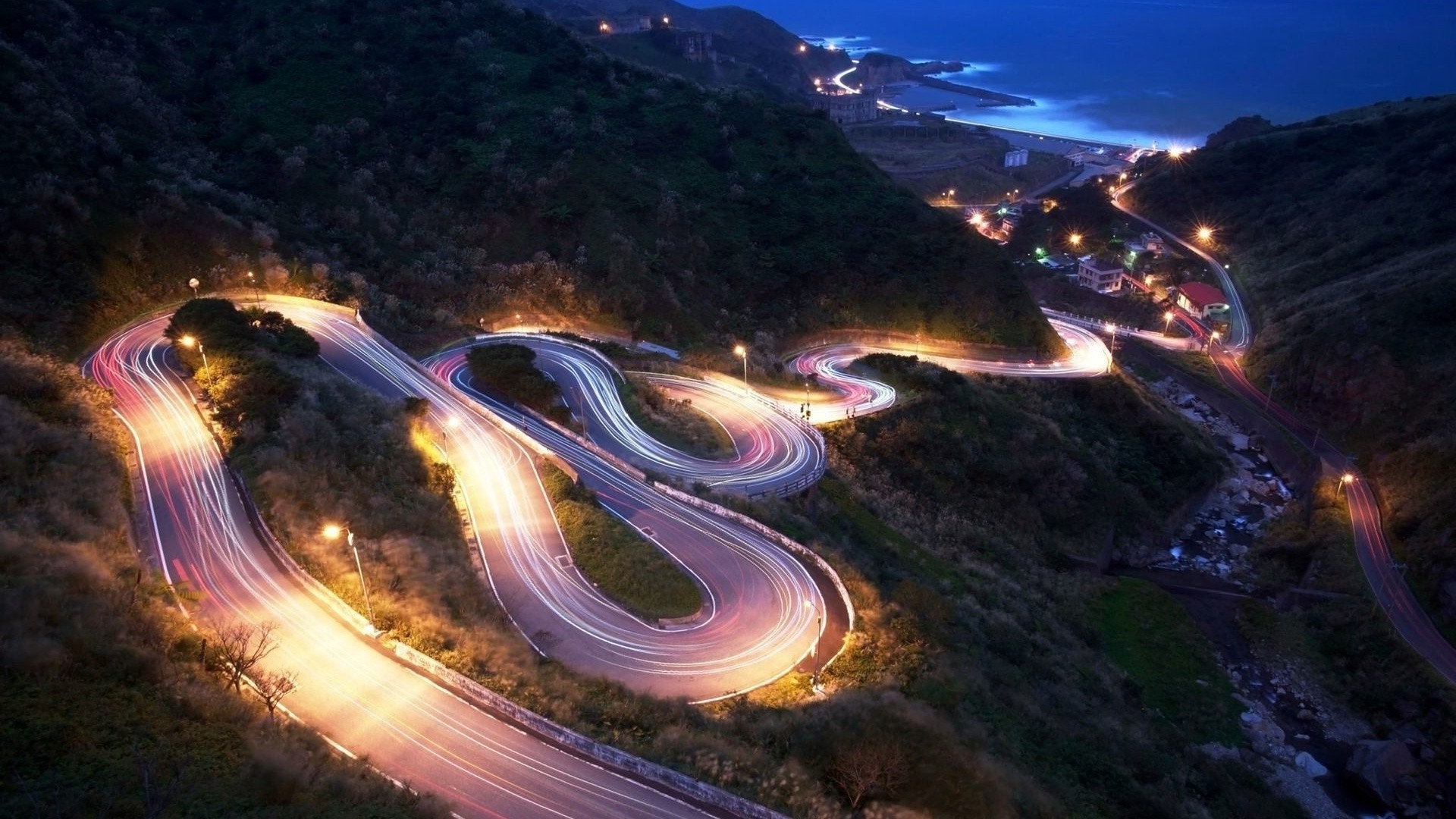 città e architettura viaggi traffico strada acqua luce sera sfocatura paesaggio