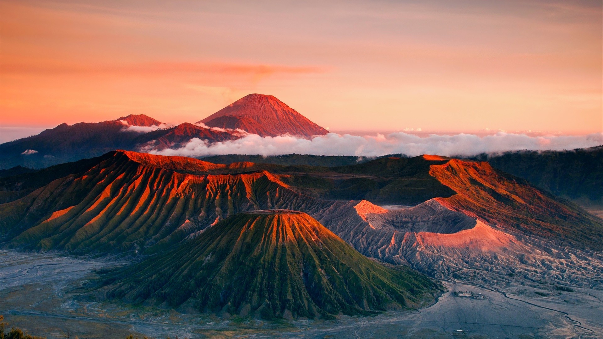 lugares famosos nieve puesta del sol amanecer montañas paisaje volcán viajes agua al aire libre cielo noche invierno