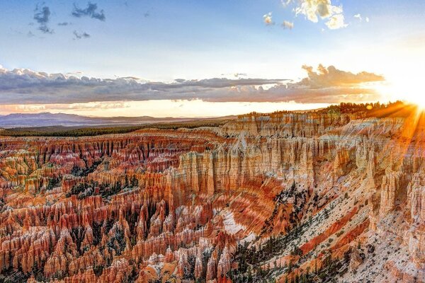 Canyon di sabbia al sole