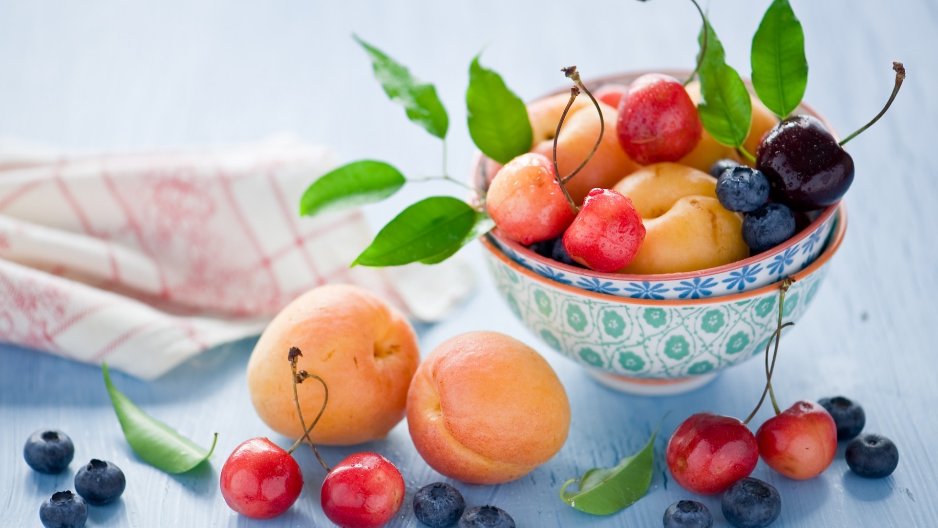 obst beere lebensmittel süß saftig blatt gesund lecker wachsen essen gebäck gesundheit schüssel ernährung lecker kirsche erfrischung sommer