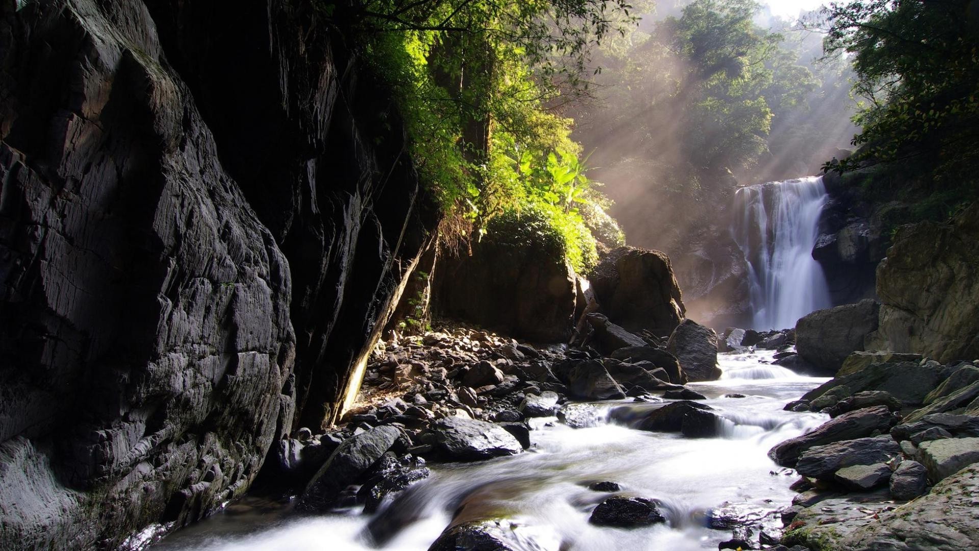 wasserfälle wasserfall wasser fluss strom rock landschaft reisen natur im freien bewegung holz berg kaskade holz nass herbst umwelt landschaftlich fluss