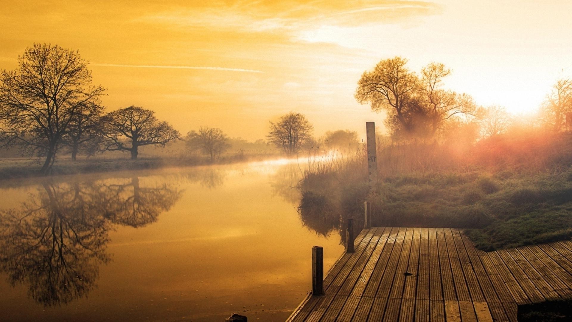 tramonto e alba alba tramonto paesaggio albero nebbia cielo legno inverno sera nebbia tempo natura acqua sole luce crepuscolo autunno lago bel tempo