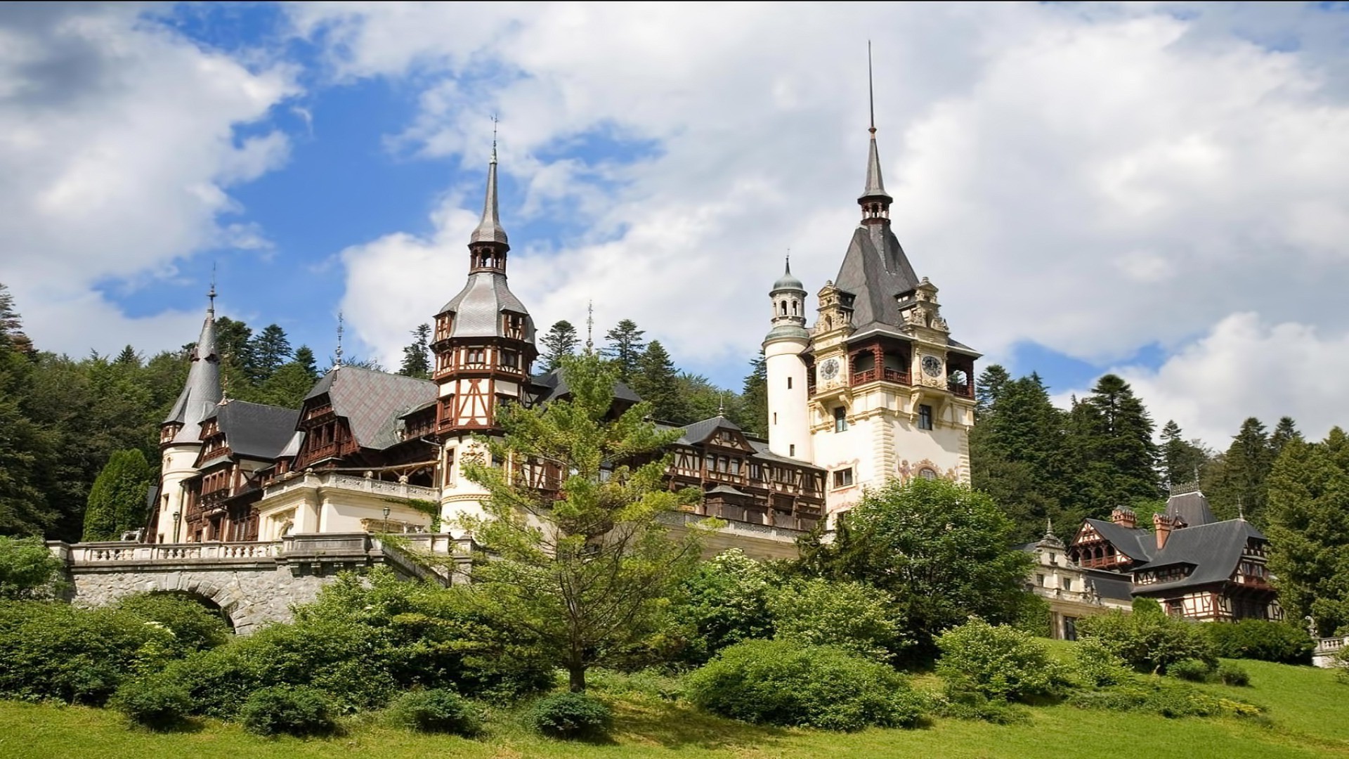 locks architecture building travel old tower sky church castle ancient city religion tourism culture historic monastery gothic traditional exterior landmark