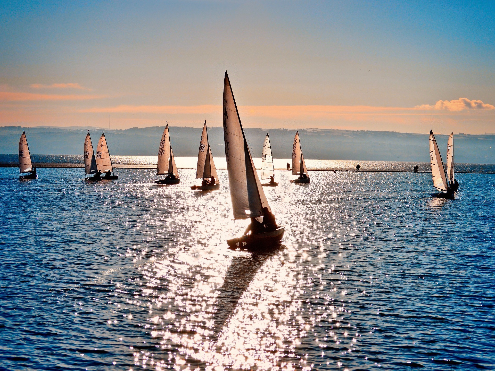 segeln wasser meer ozean segelboot reisen himmel sommer strand wasserfahrzeug sonnenuntergang sonne yacht meer im freien boot erholung erholung reflexion schiff