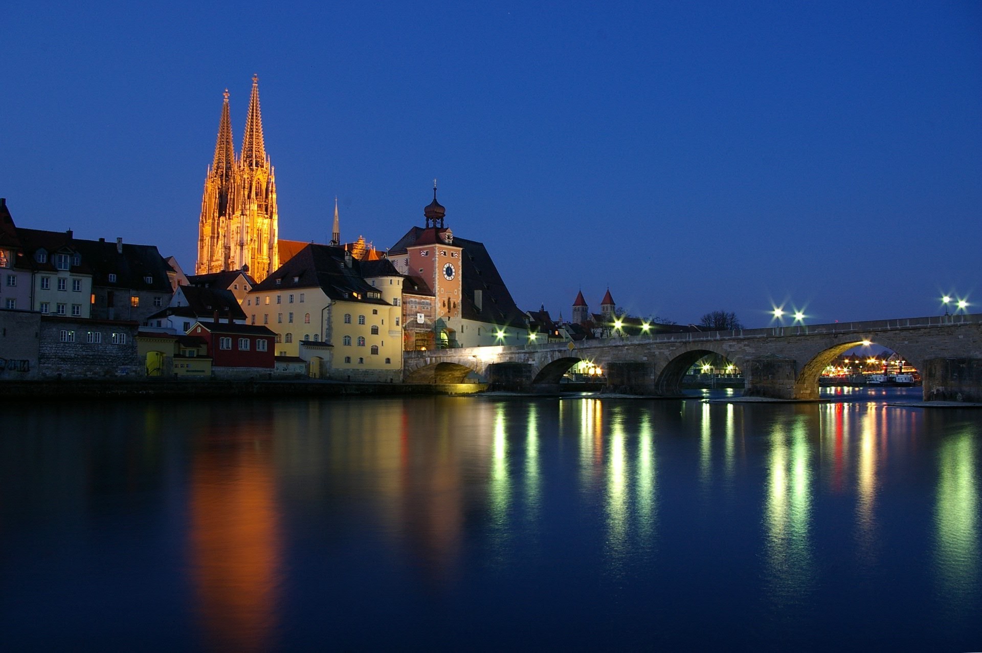 stadt fluss architektur wasser reisen brücke kirche reflexion im freien abend kathedrale dämmerung himmel sonnenuntergang haus schloss