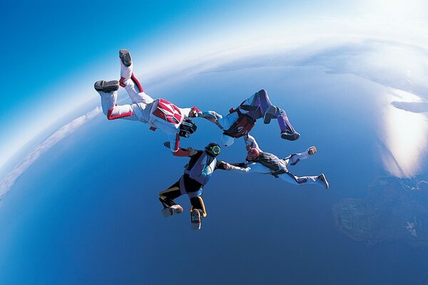 Voler dans le ciel en avion