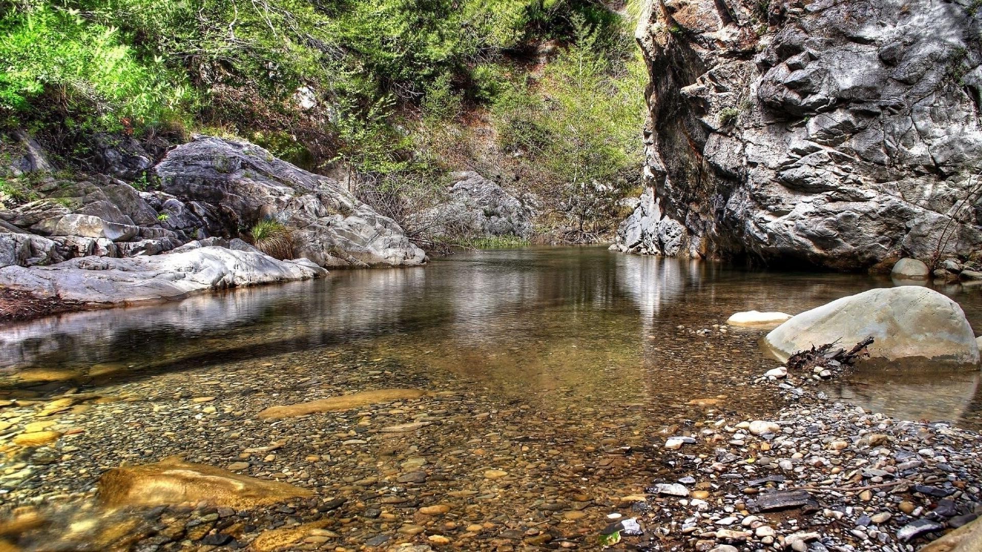 скалы валуны и камни валуны и камни воды река природа поток рок поток древесины пейзаж камень на открытом воздухе путешествия дерево водопад парк крик осень красивые среды мокрый