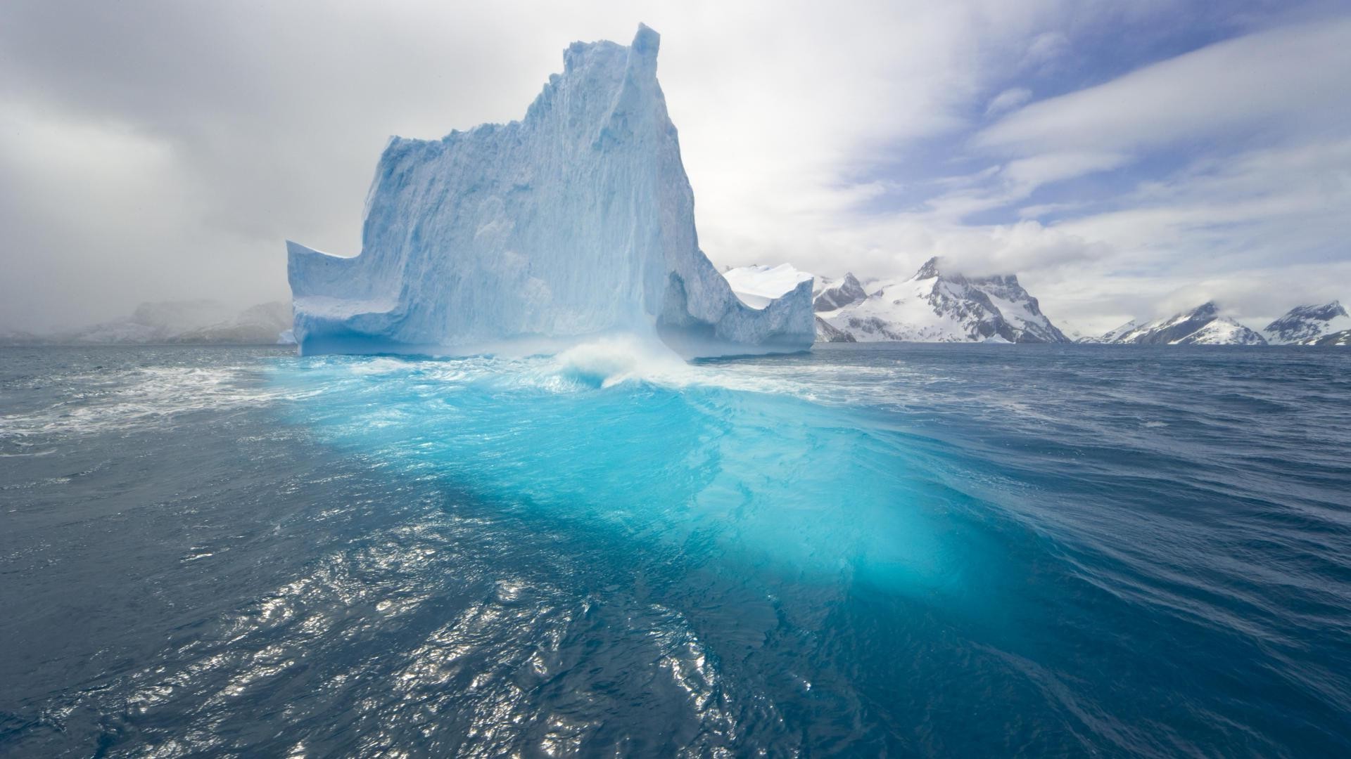 mar e oceano água iceberg gelo neve viagens oceano mar natureza gelado paisagem ao ar livre inverno céu geleira frio montanhas mar cênica