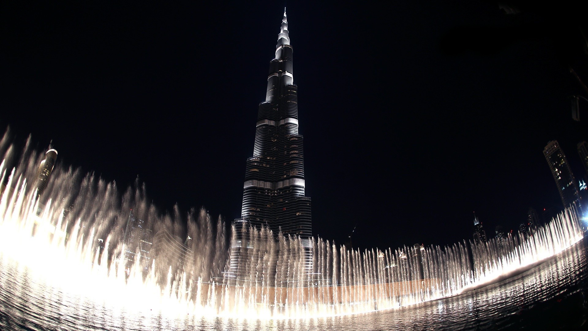 brunnen architektur stadt reisen haus himmel im freien auto wasser turm licht urban dämmerung stadt