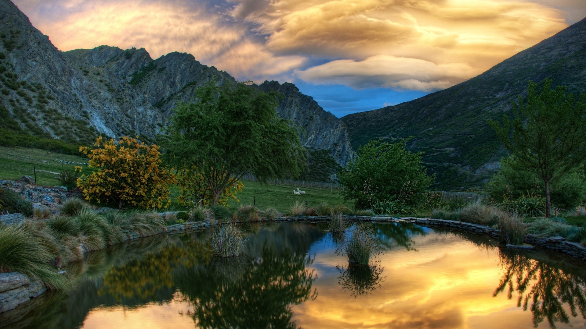 rivières étangs et ruisseaux étangs et ruisseaux eau voyage montagnes paysage nature rivière à l extérieur lac coucher de soleil ciel arbre aube réflexion soirée scénique bois été rock