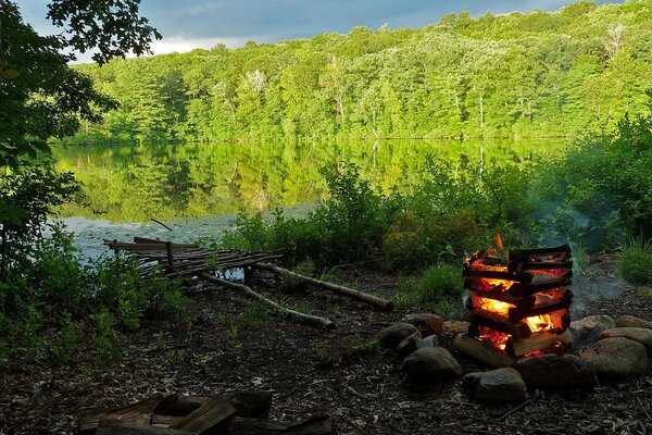 Férias ao ar livre no lago