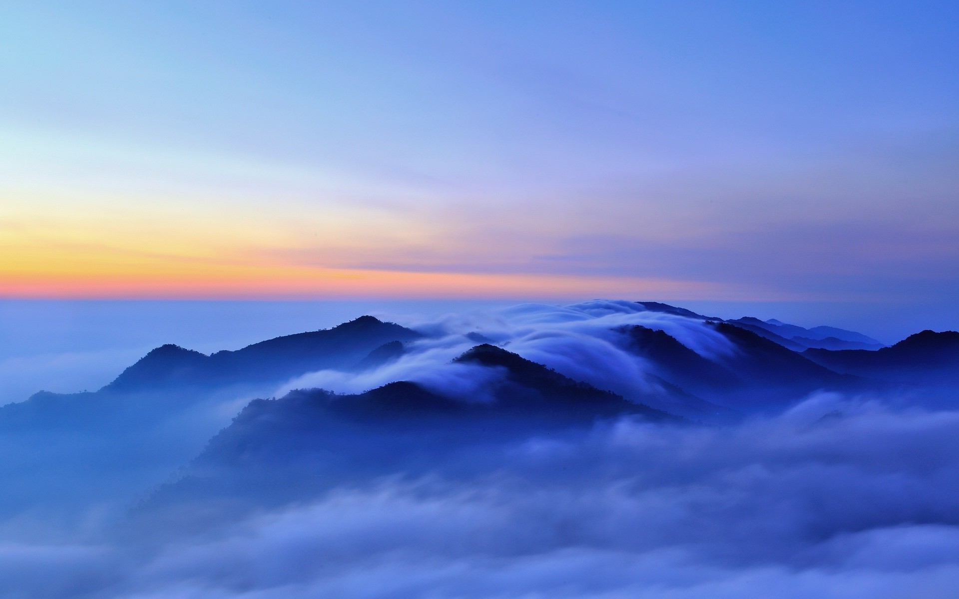 山 天空 日落 自然 日出 户外 冬天 雪 好天气 太阳 旅游 景观 晚上