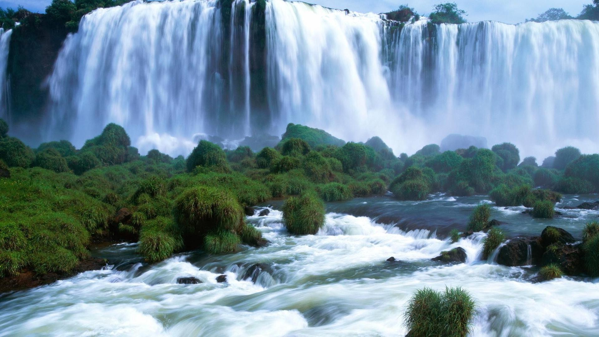 cascate acqua cascata fiume cascata paesaggio flusso roccia viaggi natura all aperto rapids scenic autunno purezza montagna parco flusso traffico legno