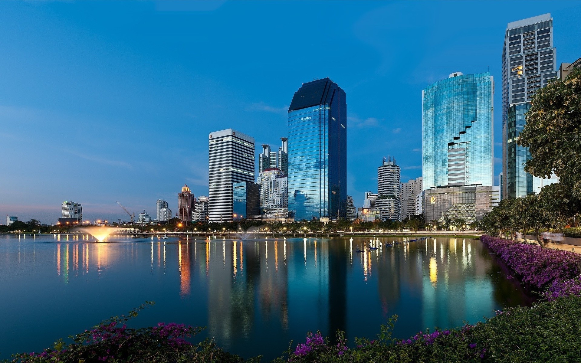 ciudad arquitectura skyline rascacielos ciudad centro de la ciudad reflexión oficina hogar moderno agua cielo urbano crepúsculo paseo marítimo río viajes negocio puerto