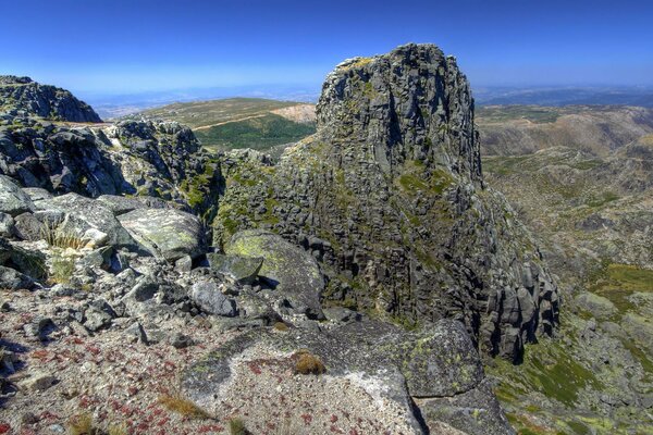 Green boulders. Endless expanses