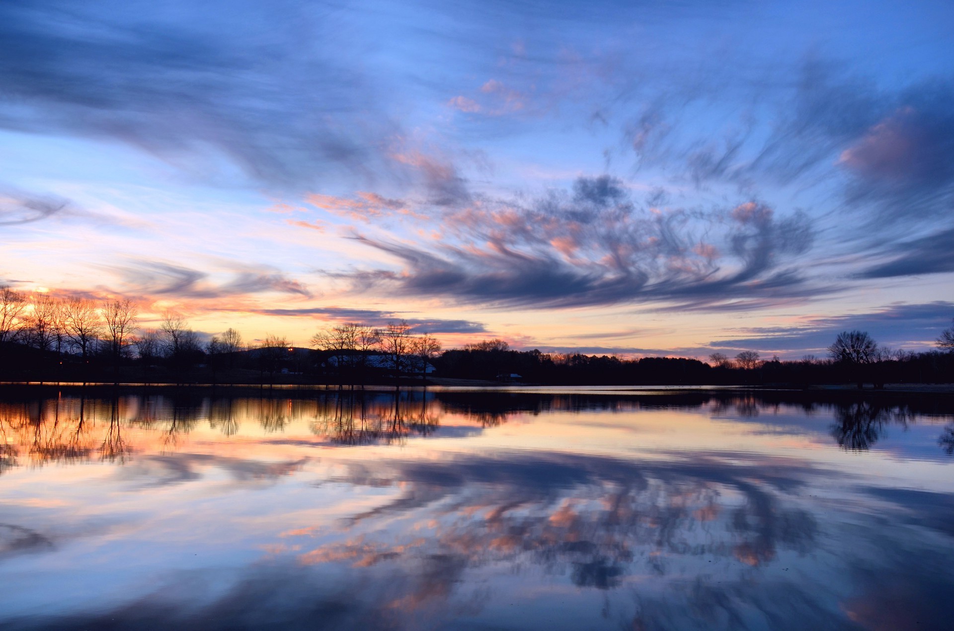 paesaggio tramonto alba acqua riflessione paesaggio crepuscolo sera fiume cielo lago sole natura luce all aperto