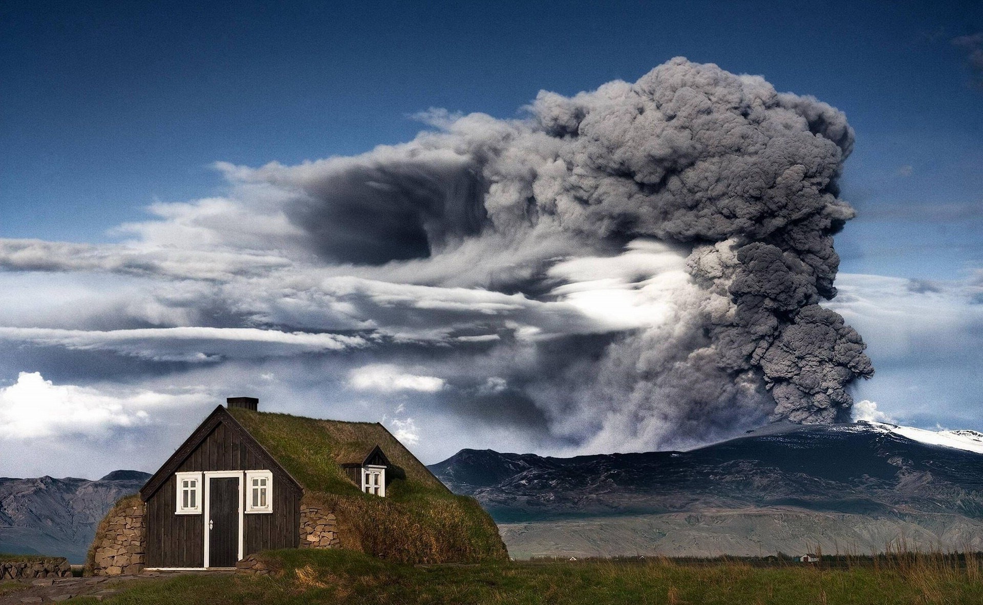 the volcano outdoors travel sky water nature landscape storm sunset