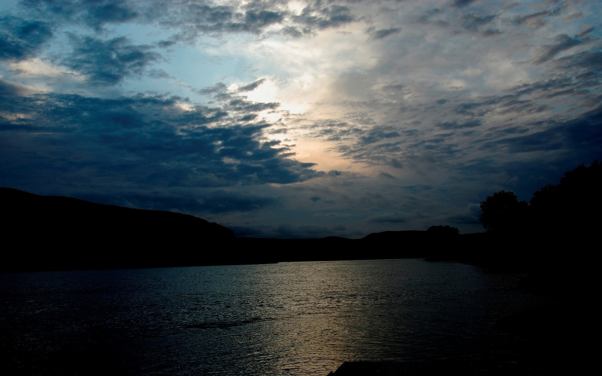 notte sera crepuscolo sera crepuscolo acqua tramonto cielo paesaggio alba crepuscolo natura sera mare lago tempesta spiaggia oceano viaggi all aperto sole luna