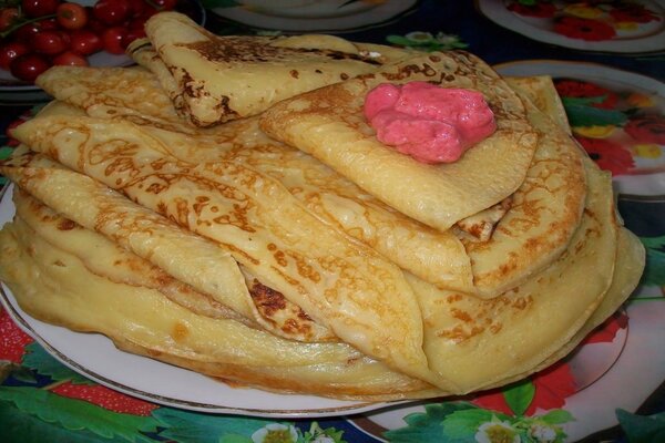 Ein Berg von Pfannkuchen ist ohne Füllung möglich