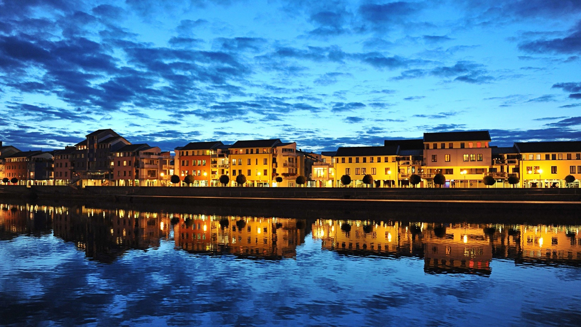 stadt wasser sonnenuntergang reisen architektur dämmerung abend fluss reflexion haus himmel im freien dämmerung brücke