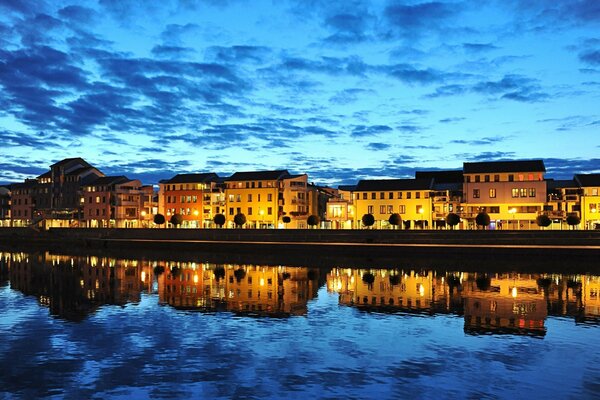 Vista notturna centro storico