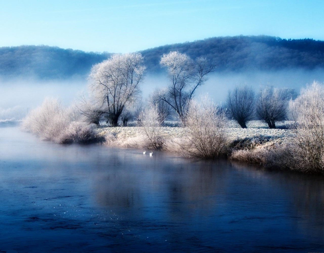 rivers ponds and streams water landscape dawn nature sky reflection lake sunset winter outdoors fall wood mist fog tree river