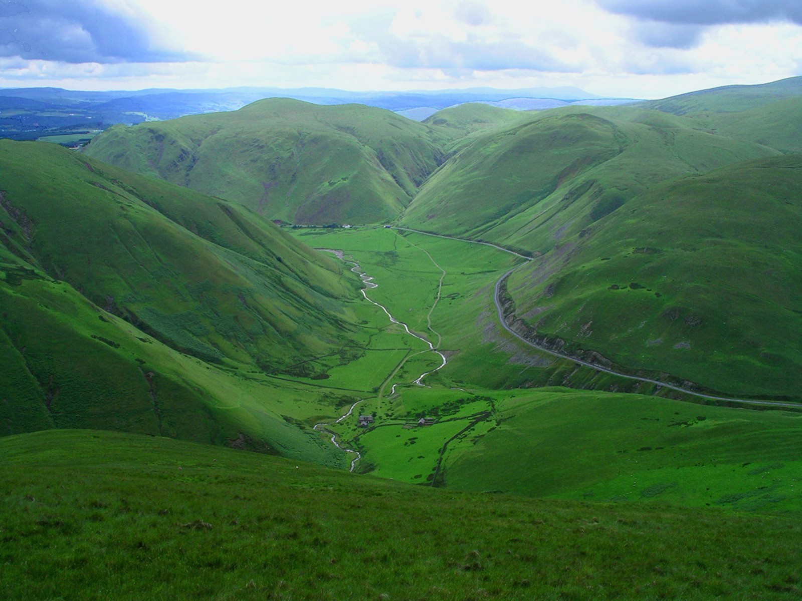 canyons paysage colline montagnes vallée voyage herbe à l extérieur nature terres cultivées pâturages ciel scénique