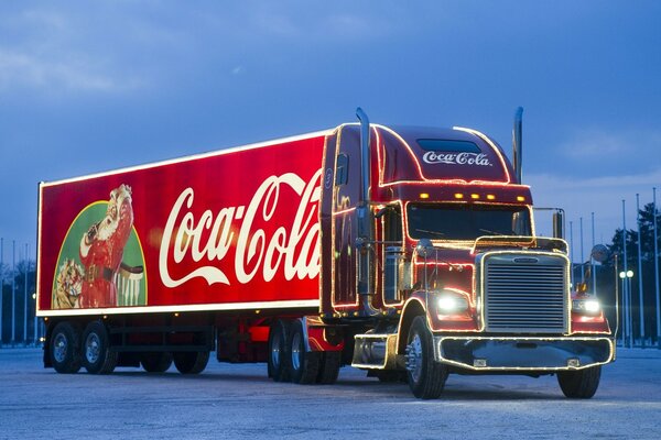 Camión de año nuevo con Coca-Cola