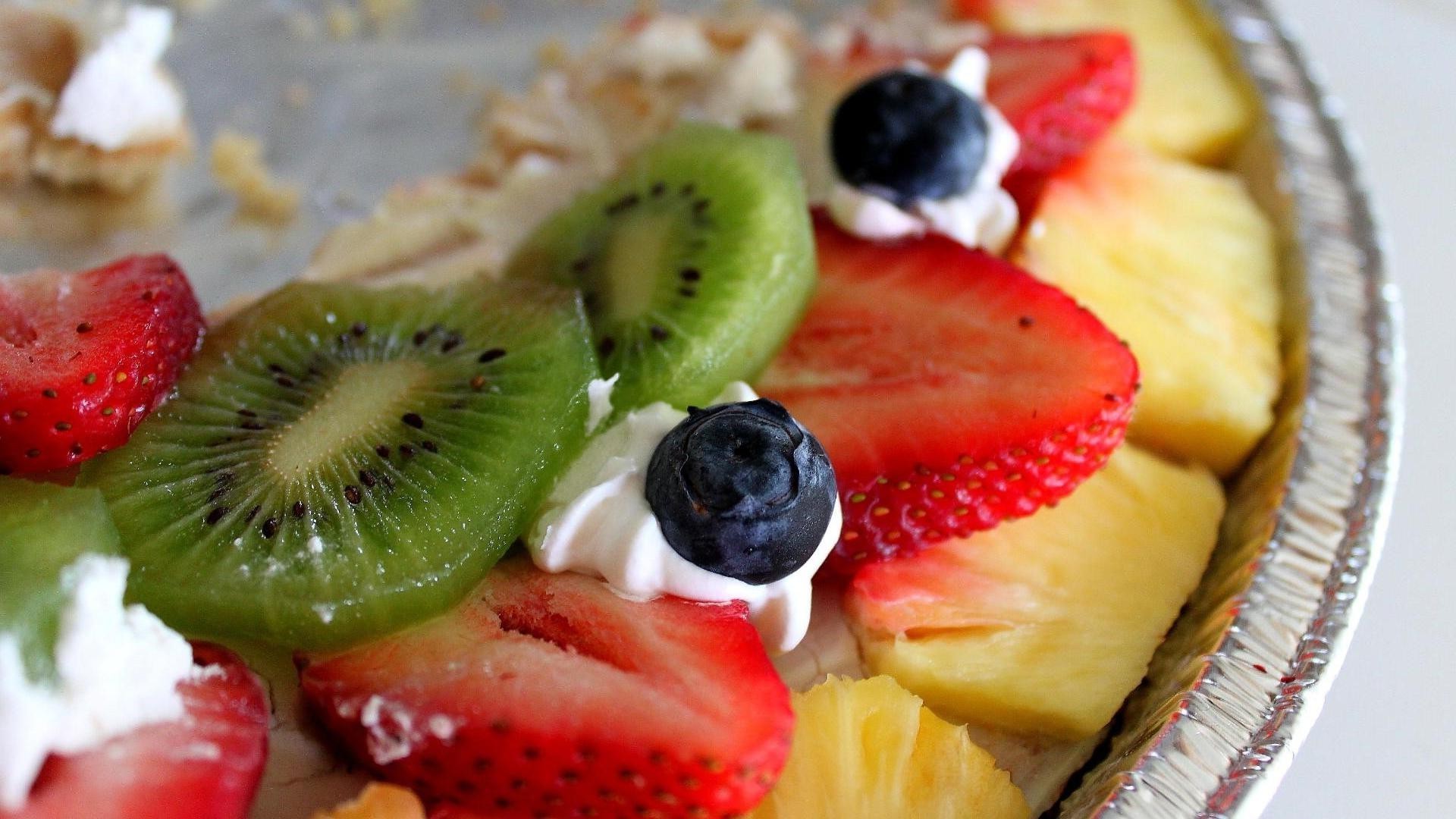 fruta dulce fresa comida baya kiwi delicioso refrescante jugoso desayuno saludable dieta nutrición azúcar delicioso salud crema verano confitería