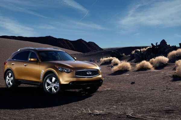 Off-road SUV in the sandy desert