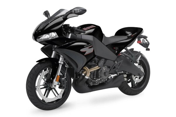 Moto de sport noir sur fond blanc