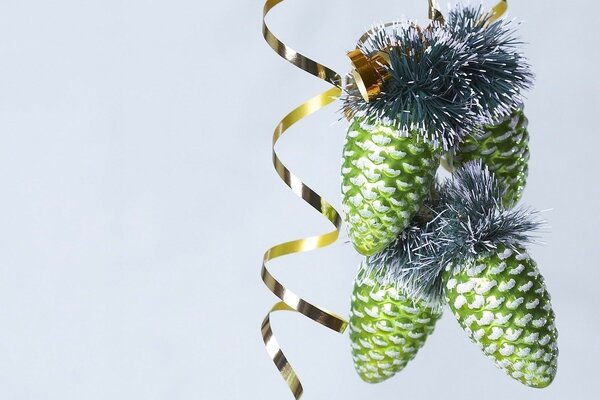 Christmas decoration in the form of fir cones