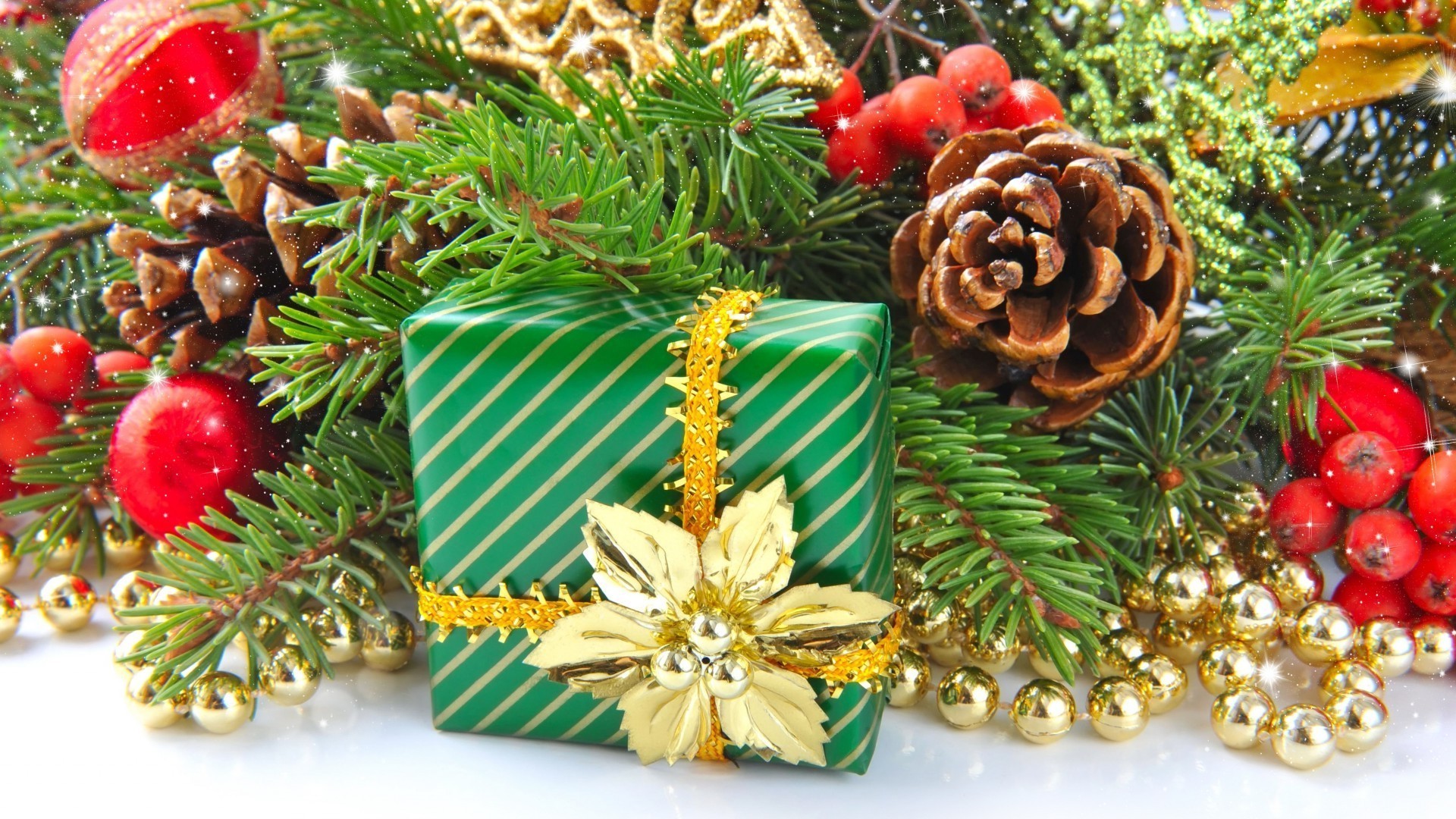 buy cheap nuovo anno di natale di inverno di pino decorazione di vacanza abete cono merry filo palla abete evergreen stagione brilla albero aspetto carta braccialetto in oro directly from chinese suppliers.