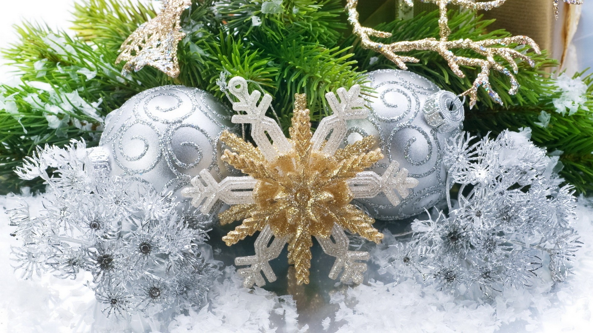 neujahr weihnachten winter dekoration urlaub schnee saison tanne merry kiefer frost baum schneeflocke fichte glitzern armband geschenk ball zweig faden evergreen