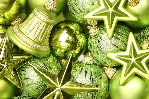 Giocattoli di Natale di colore verde