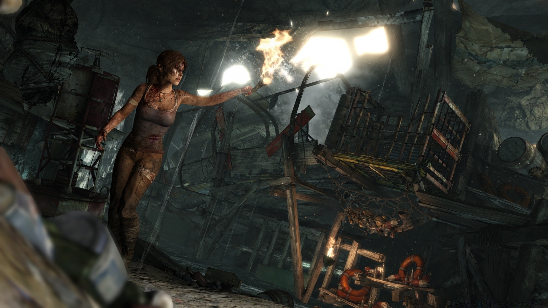 tomb raider guerre militaire bataille un mine flamme adulte voiture catastrophe à l intérieur l industrie crime lumière arme explosion