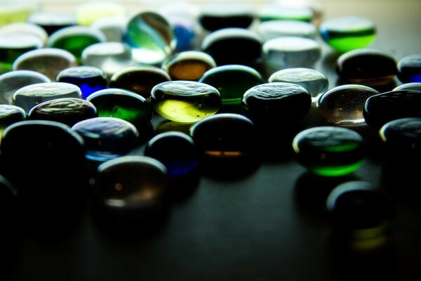 Colorful pebbles for your desktop