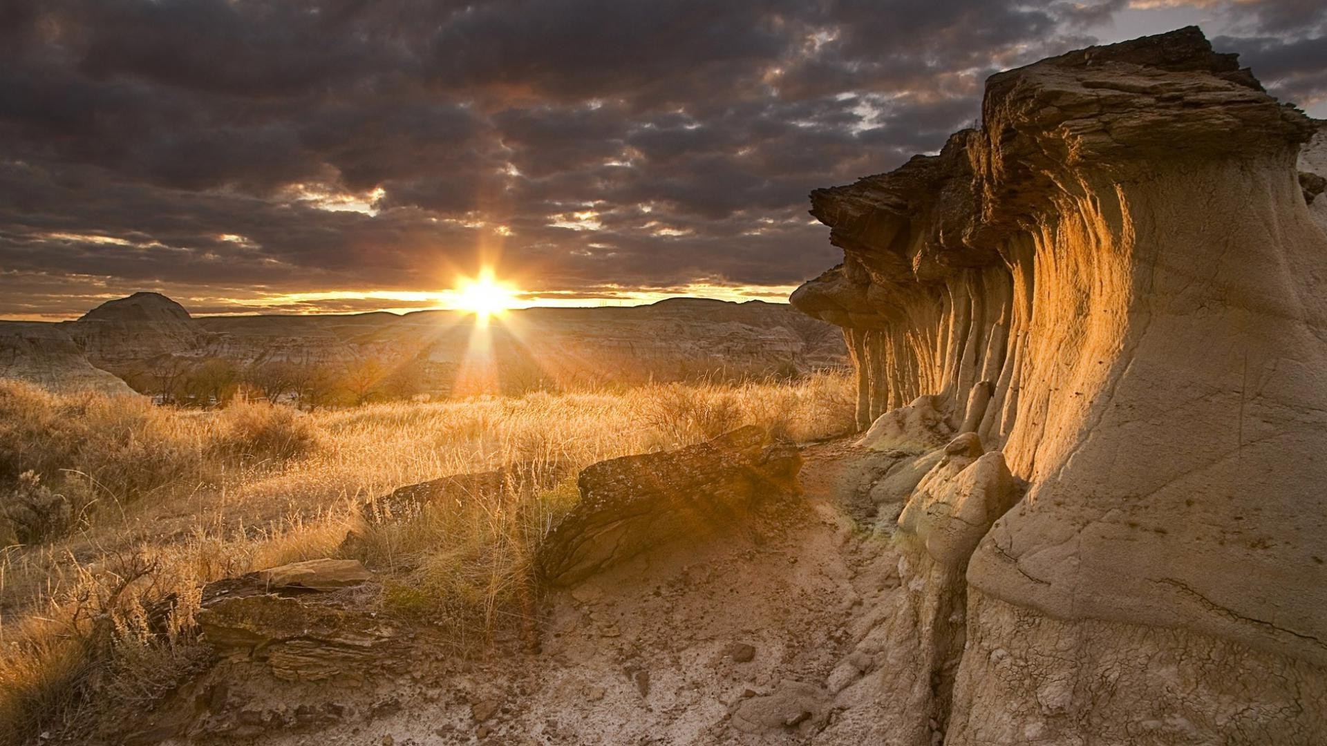 the sunset and sunrise sunset landscape dawn travel outdoors sky desert rock nature evening dusk water sun