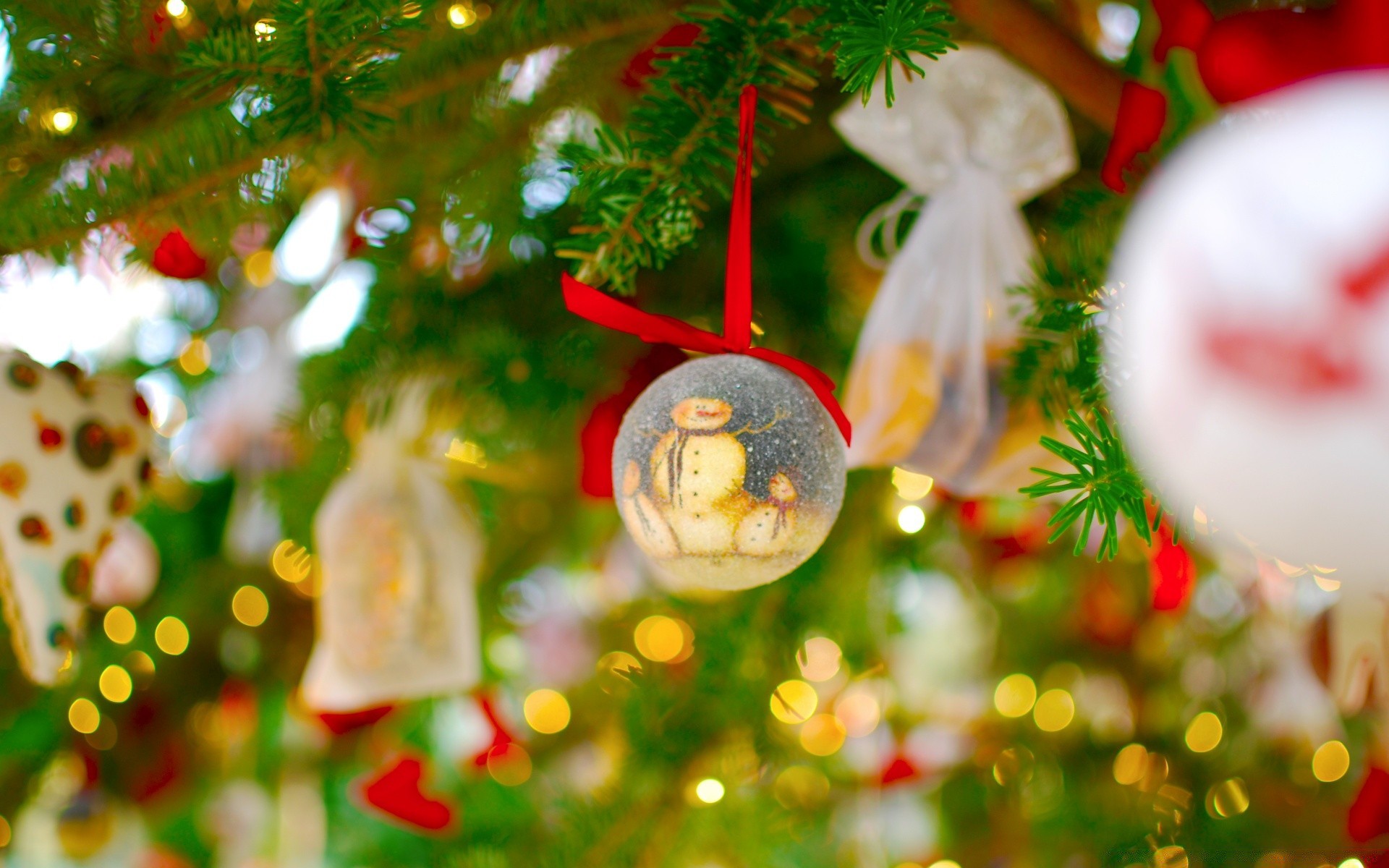 christmas winter celebration tree decoration hanging ball christmas tree merry eve season shining new year thread gold pine gift vacation fir bangle