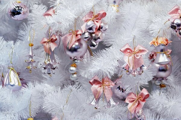 Belle décoration de Noël sur l arbre de Noël