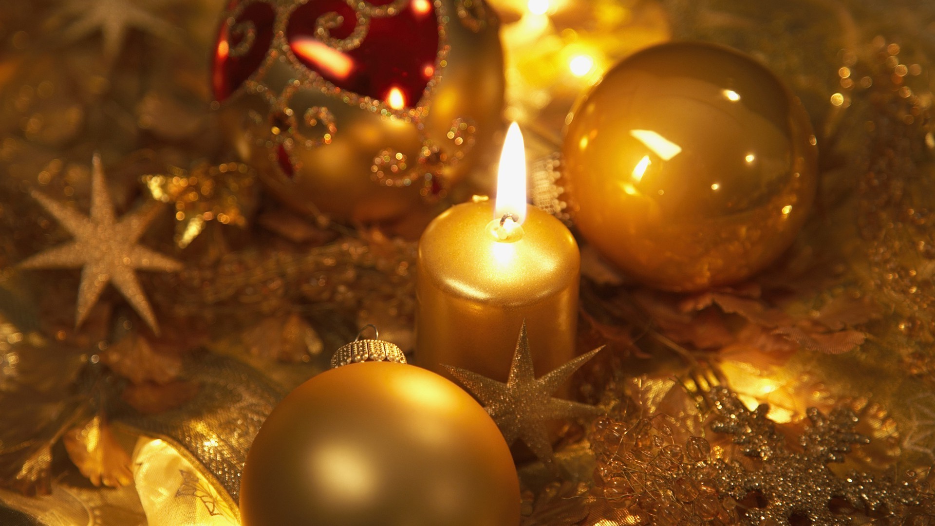 new year christmas ball gold winter shining celebration decoration candle thread advent sphere glisten light traditional candlelight bangle merry round eve