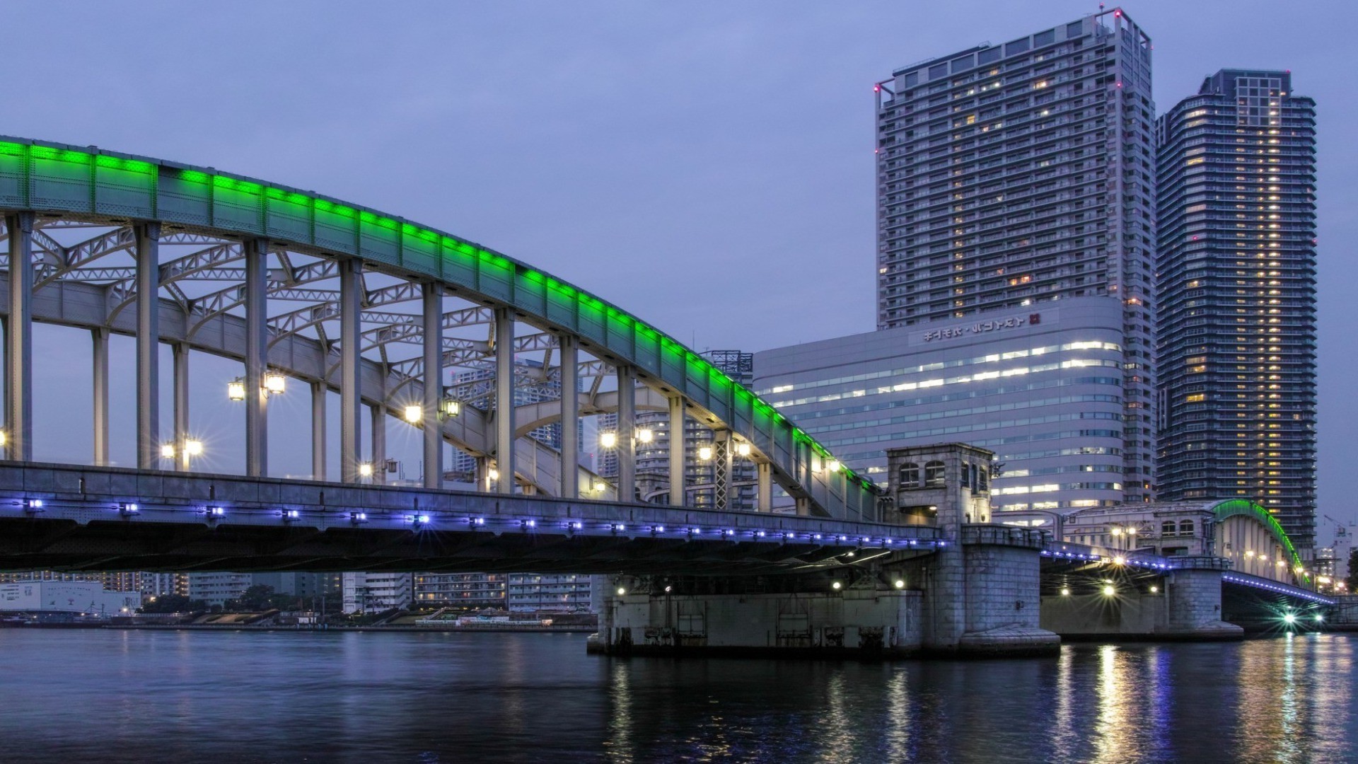 ponti architettura ponte città cielo fiume casa viaggi città urbano centro riflessione moderno skyline costruzione affari crepuscolo acqua grattacielo finanza