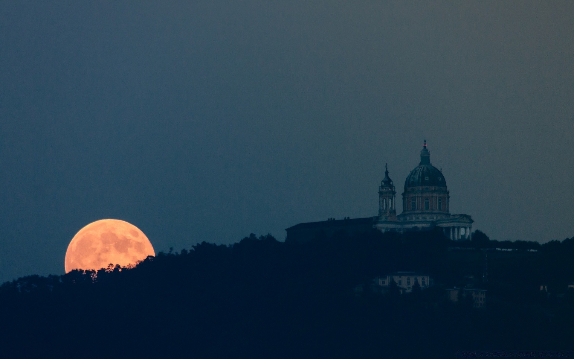 halloween tramonto viaggi luna cielo architettura crepuscolo sera alba all aperto silhouette luce del giorno illuminato luce religione città