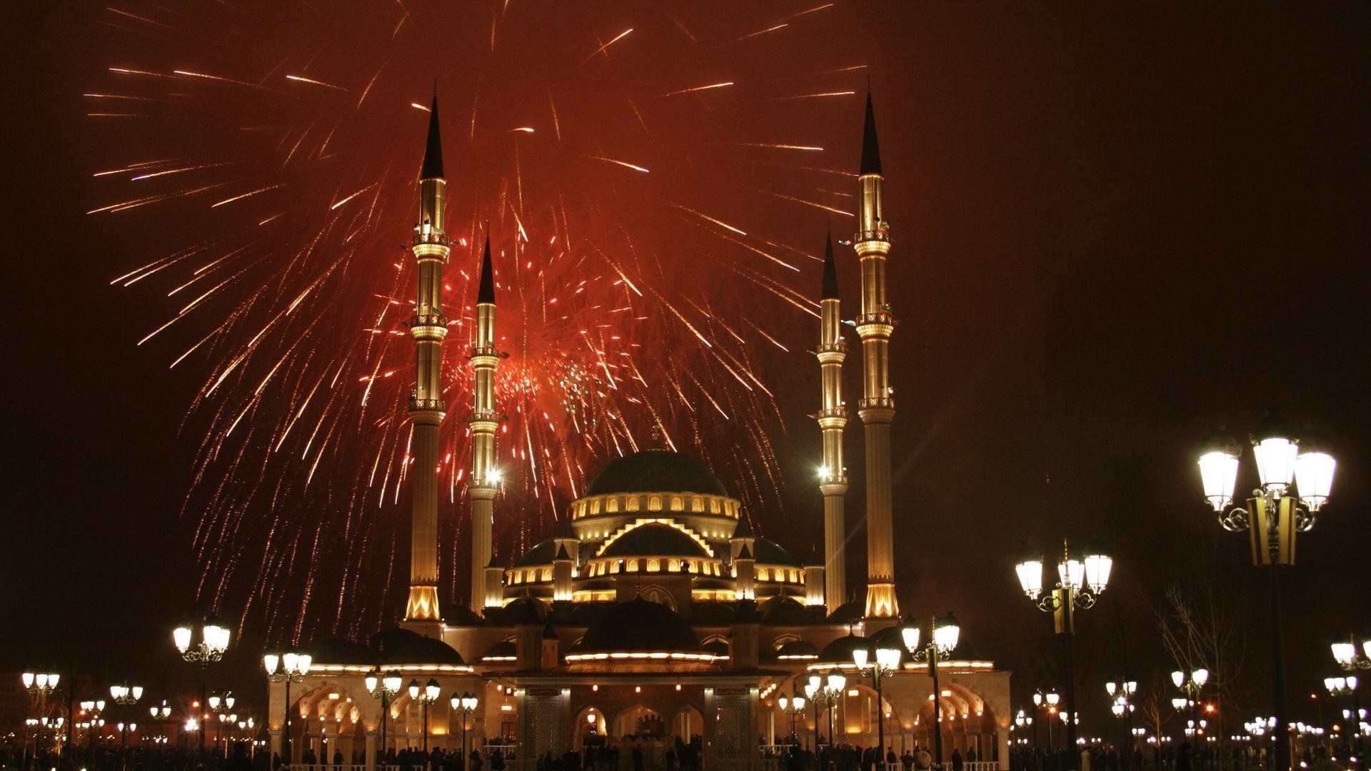 şehirler ve mimari şehir ışık ev akşamları seyahat mimari festival alacakaranlık kentsel sokak gökyüzü kule