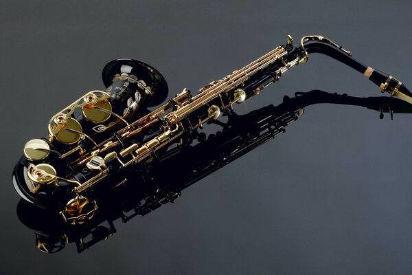 Pleasure for the ears. Saxophone