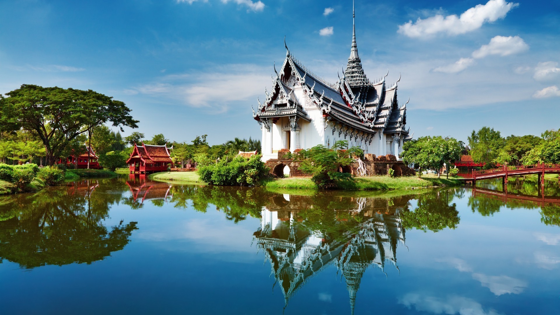 lago viaggi acqua cielo tradizionale riflessione architettura cultura albero turismo tempio all aperto casa fiume piscina nuvola estate pagoda natura