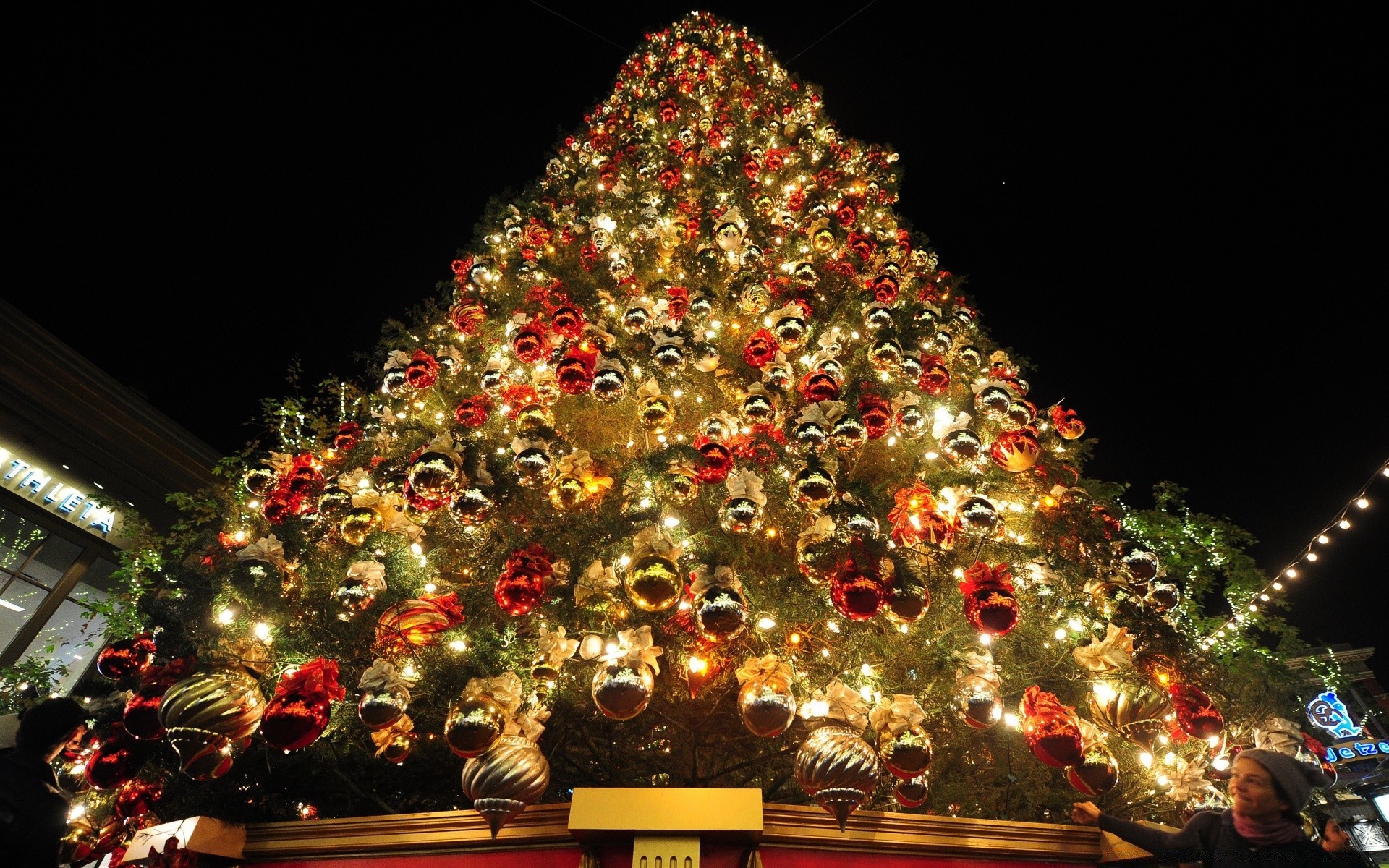 año nuevo navidad vacaciones árbol de navidad decoración invierno oro luz