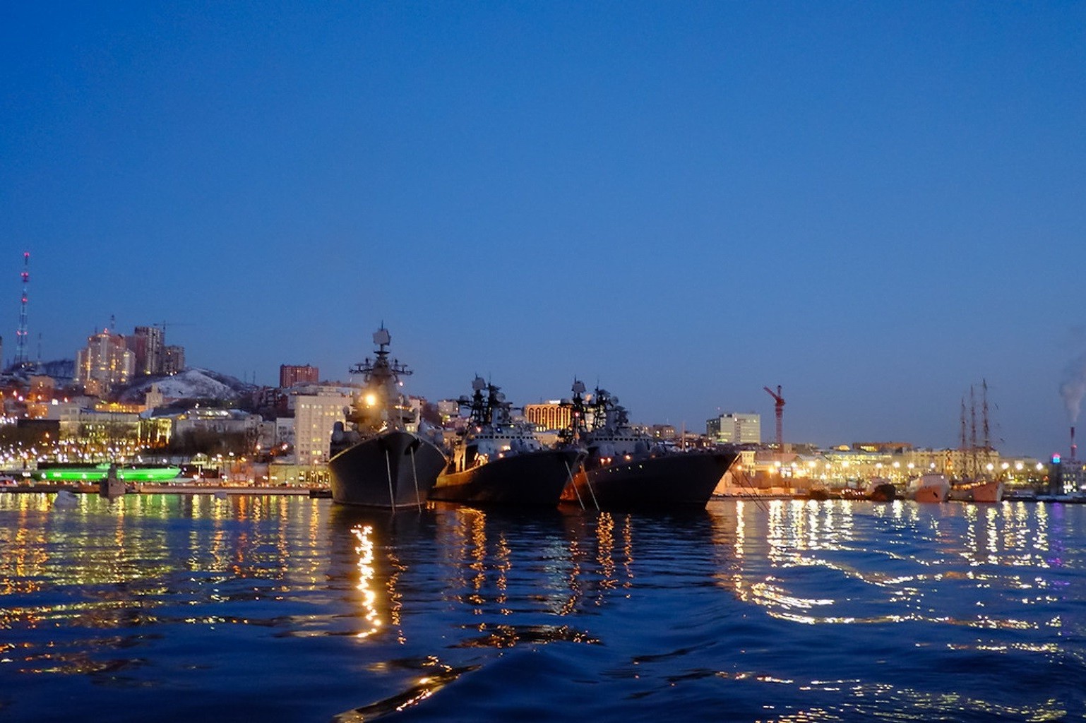 city water watercraft travel harbor ship sunset sea transportation system dusk pier evening sky reflection river boat architecture port