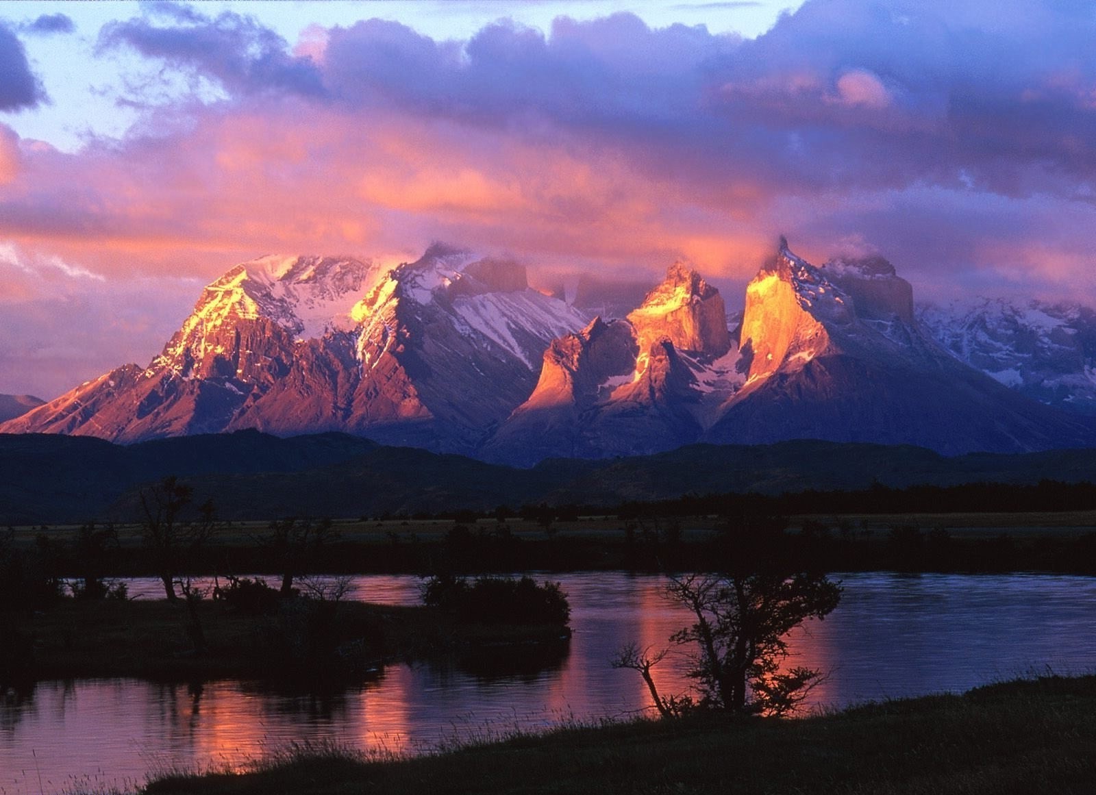 the sunset and sunrise reflection lake water mountain dawn sunset landscape evening sky dusk river nature outdoors travel scenic tree snow