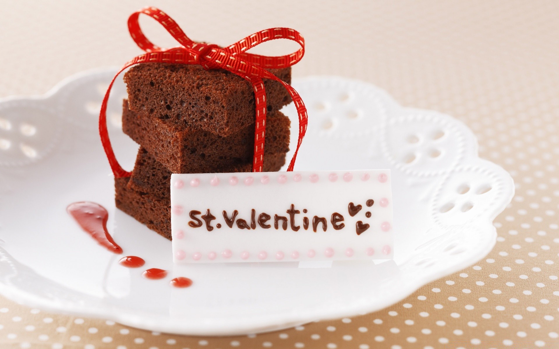 saint valentin chocolat gâteau doux crème sucre délicieux pâtisserie boulangerie cuisson indulgence alimentaire anniversaire maison bonbons malsain crémeux biscuits goody mousse